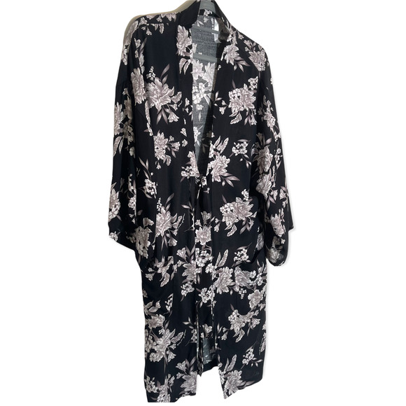Spiritual Gangster Other - NWT Spiritual Gangster Floral Kimono OSFM